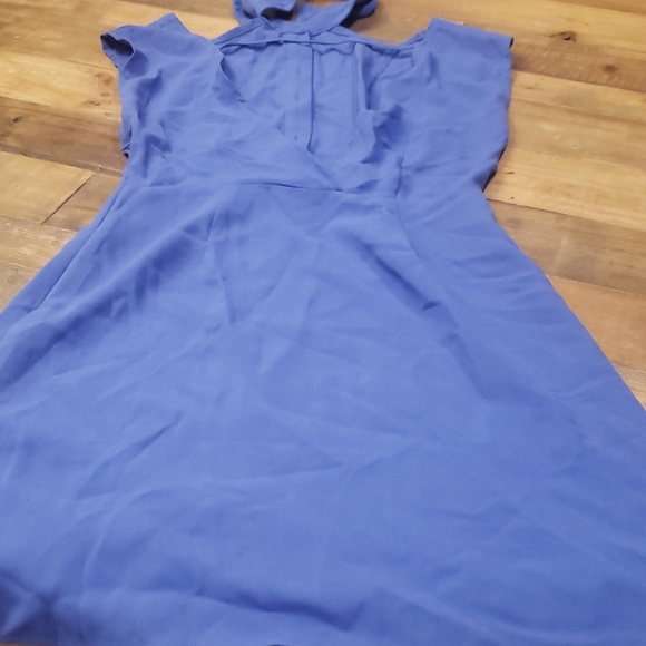 Purple dress - Picture 2 of 3